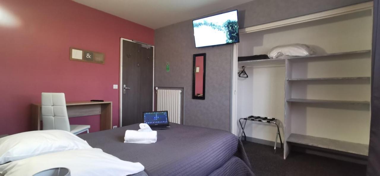 La Vieille Ferme Hotel Les Ancizes-Comps ภายนอก รูปภาพ