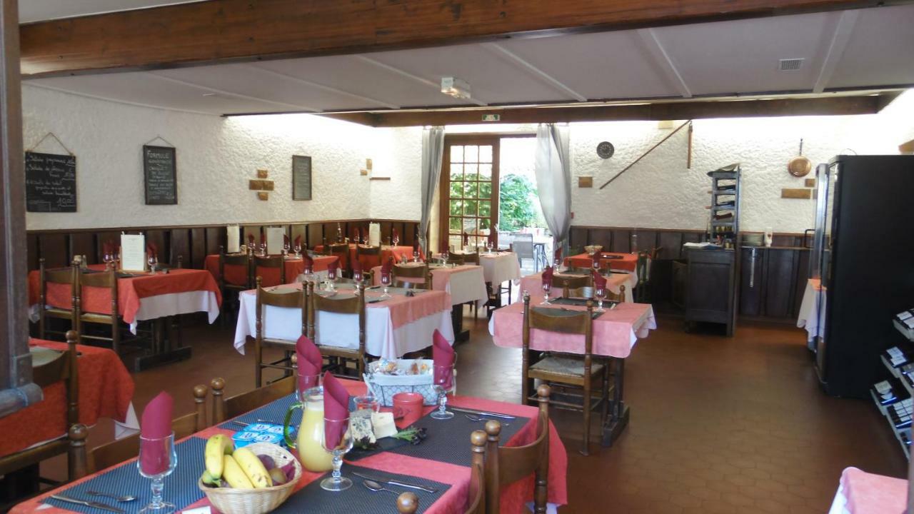 La Vieille Ferme Hotel Les Ancizes-Comps ภายนอก รูปภาพ